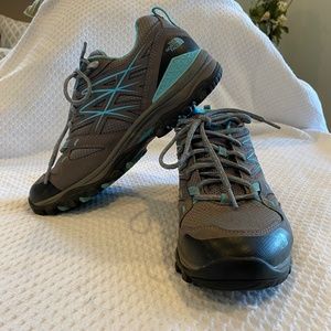 The North Face Women's Hedgehog Fastback GTX Hiking Shoes | Size 8.5 | Gray